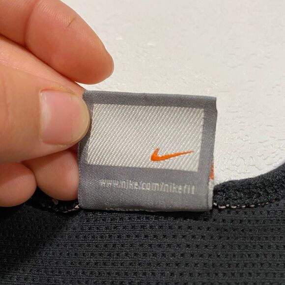 Nike Women’s Small Black Dri-FIT Racerback Athletic Tank Top | Workout Running G - Picture 6 of 6